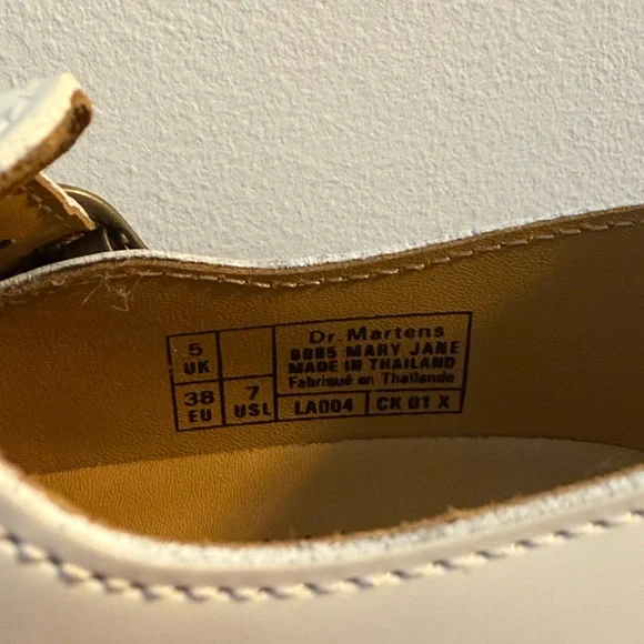 Dr. Martens White Leather Mary Jane style loafers - Picture 8 of 8